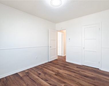 8930 S Hobart Blvd - Photo Thumbnail 26