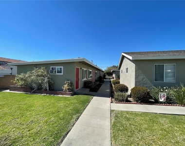 1015 N Azusa Avenue - Photo Thumbnail 11