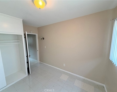 936 W Foothill Boulevard - Photo Thumbnail 3