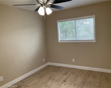 144 Baseline Road - Photo Thumbnail 8