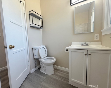 901 N San Gabriel Avenue - Photo Thumbnail 11