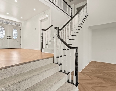 2610 Partridge Place - Photo Thumbnail 34