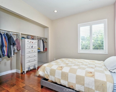 1018 La Presa Drive - Photo Thumbnail 23