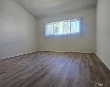 6742 Lemp Avenue - Photo Thumbnail 5