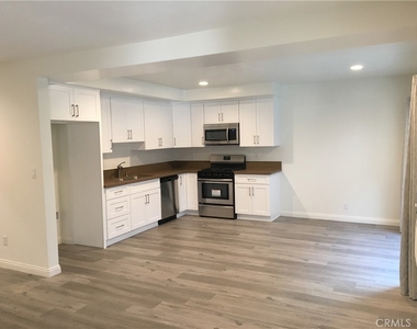 325 N Howard - Photo Thumbnail 6