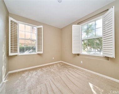 1324 N Macneil Drive - Photo Thumbnail 30
