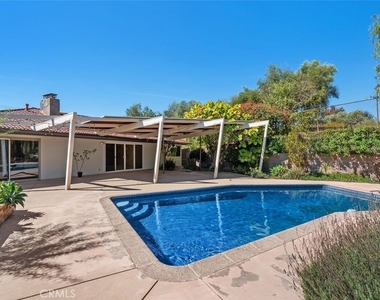 3715 Don Benito Court - Photo Thumbnail 31