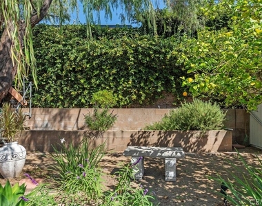 3715 Don Benito Court - Photo Thumbnail 29