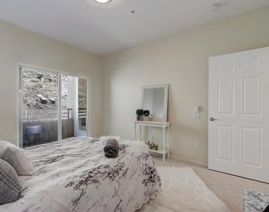 200 Caldecott Ln - Photo Thumbnail 27
