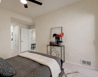 200 Caldecott Ln - Photo Thumbnail 19