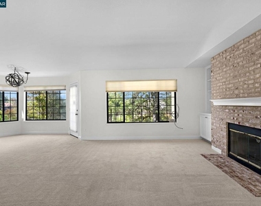 5012 Lakeview Dr. #201 - Photo Thumbnail 1