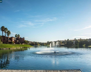 5012 Lakeview Dr. #201 - Photo Thumbnail 24