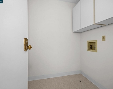 5012 Lakeview Dr. #201 - Photo Thumbnail 13