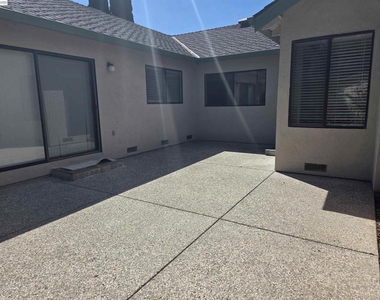 11732 Bloomington Way - Photo Thumbnail 49