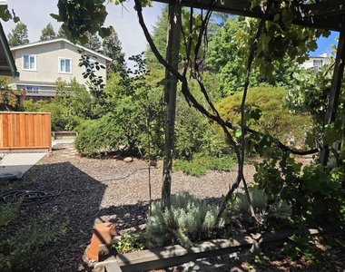 11732 Bloomington Way - Photo Thumbnail 52