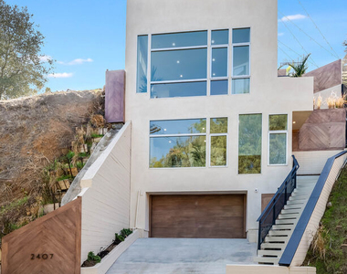 2407 San Marco Drive - Photo Thumbnail 2