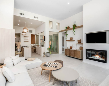 2407 San Marco Drive - Photo Thumbnail 4
