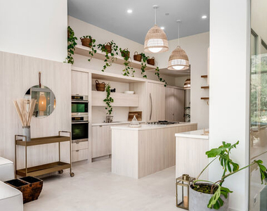 2407 San Marco Drive - Photo Thumbnail 13