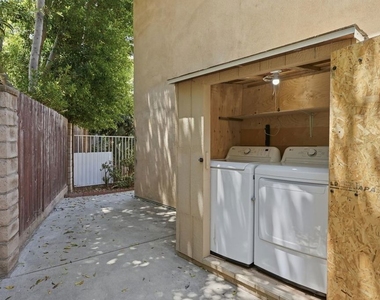 12311 Bradford Place - Photo Thumbnail 3