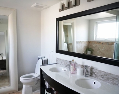 1038 11th Street - Photo Thumbnail 17