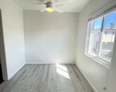 4410 W Martin Luther King Jr Boulevard - Photo Thumbnail 4