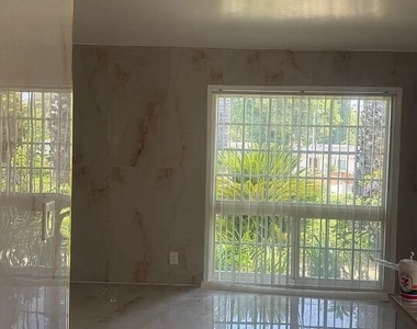 24316 Burbank Blvd - Photo Thumbnail 10