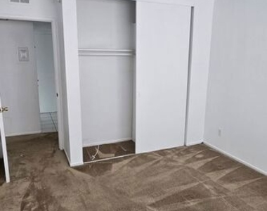 848 S Holt Street - Photo Thumbnail 8