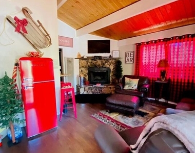 742 Cedar Lane - Photo Thumbnail 5