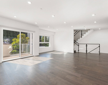 849 N Alta Vista Boulevard - Photo Thumbnail 8