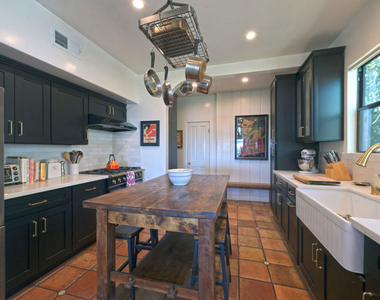 6855 Los Altos Place - Photo Thumbnail 4