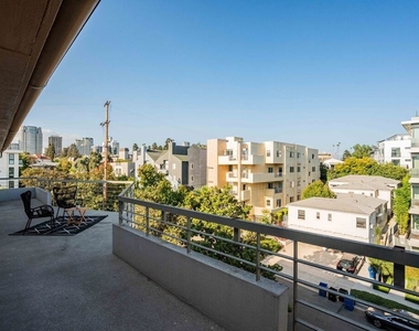 1645 Malcolm Avenue - Photo Thumbnail 24