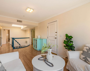 1645 Malcolm Avenue - Photo Thumbnail 22