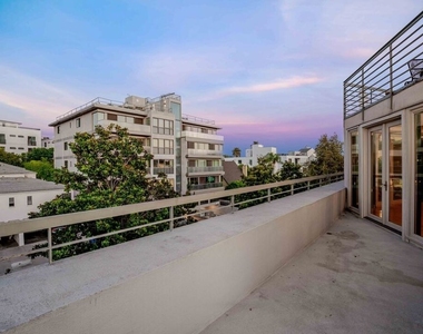 1645 Malcolm Avenue - Photo Thumbnail 1