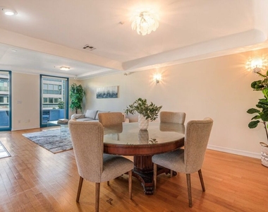 1645 Malcolm Avenue - Photo Thumbnail 16