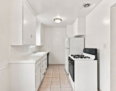3559 Sawtelle Boulevard - Photo Thumbnail 4