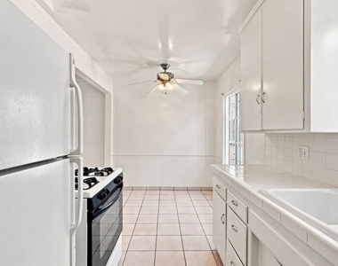 3559 Sawtelle Boulevard - Photo Thumbnail 5