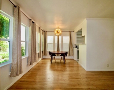 4336 Laurel Canyon Blvd - Photo Thumbnail 10