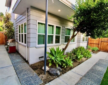 4336 Laurel Canyon Blvd - Photo Thumbnail 19