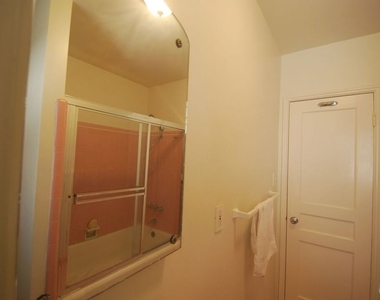 325 Palm Drive - Photo Thumbnail 13