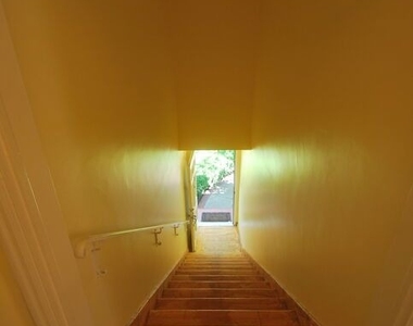 325 Palm Drive - Photo Thumbnail 14