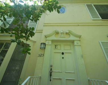 325 Palm Drive - Photo Thumbnail 5