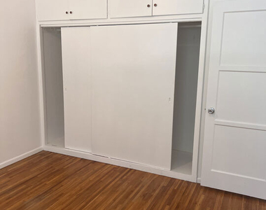 4277 Tujunga Avenue - Photo Thumbnail 8