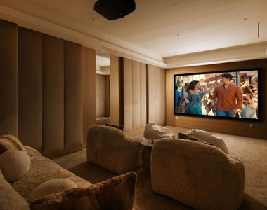 528 Marguerita Avenue - Photo Thumbnail 20