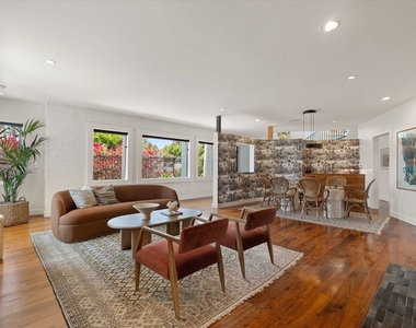 2700 Glendower Avenue - Photo Thumbnail 1