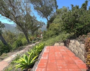 112 Crestview Lane - Photo Thumbnail 22