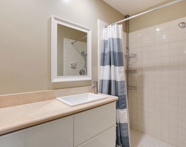 112 Crestview Lane - Photo Thumbnail 14