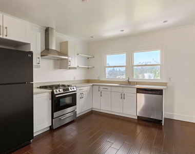 1523 Murray Drive - Photo Thumbnail 6