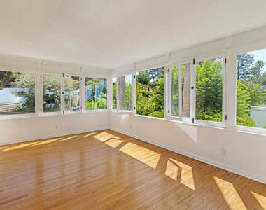 1523 Murray Drive - Photo Thumbnail 9