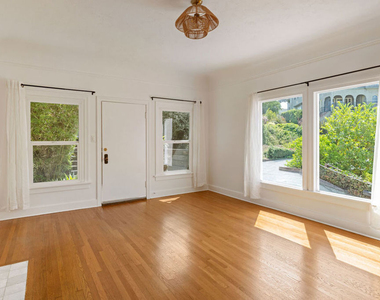 1523 Murray Drive - Photo Thumbnail 4