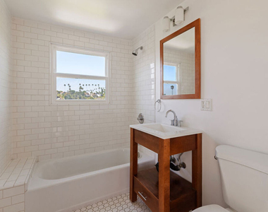 1523 Murray Drive - Photo Thumbnail 11